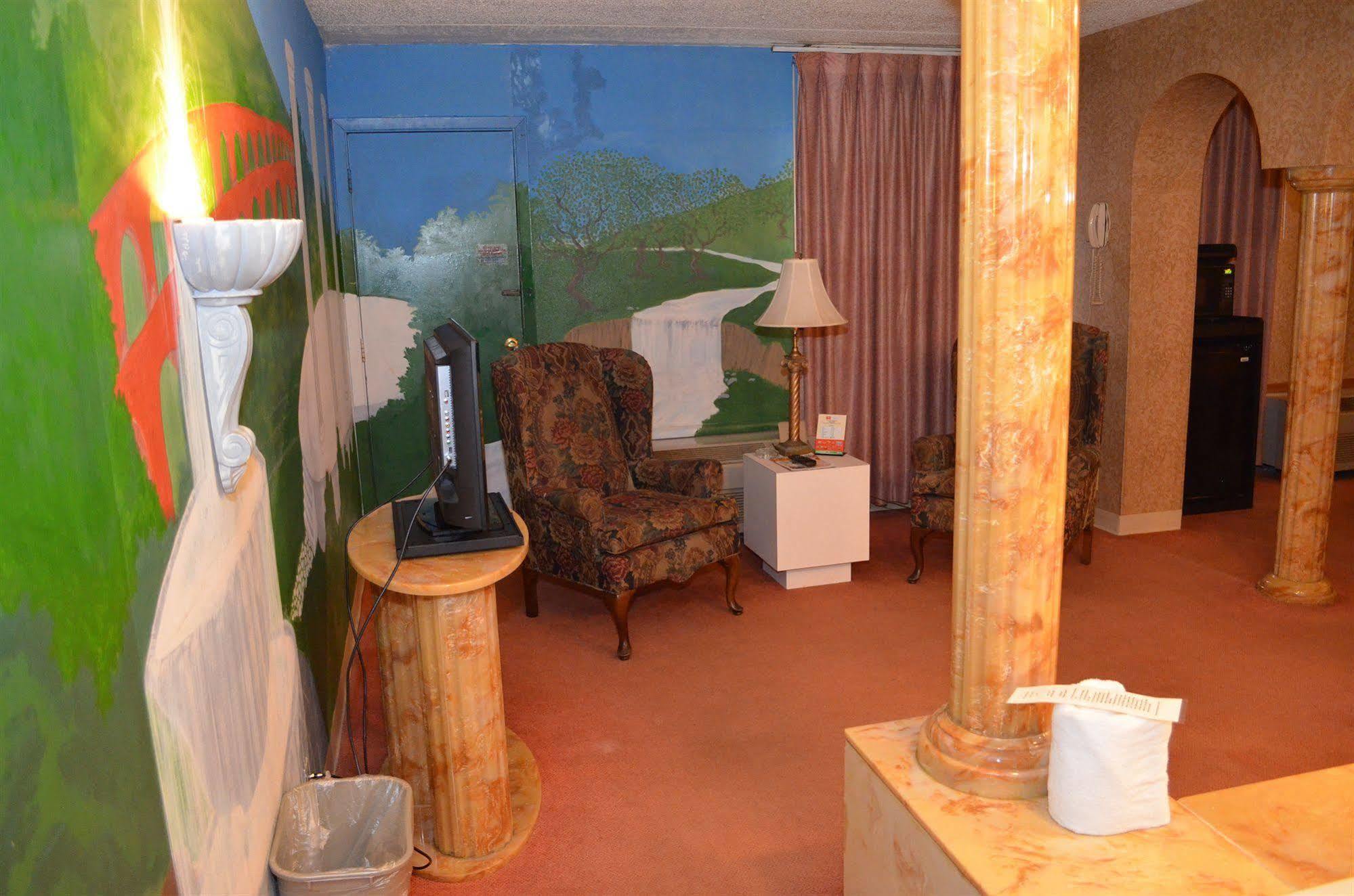 Red Carpet Inn Fanta Suites Hotel Greenwood Buitenkant foto